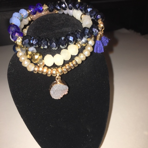 Beautiful bracelet set with Druzy & Tassels 💜 - Picture 5 of 7